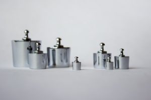 TIPS PERAWATAN ANAK TIMBANGAN AGAR TIDAK MUDAH RUSAK